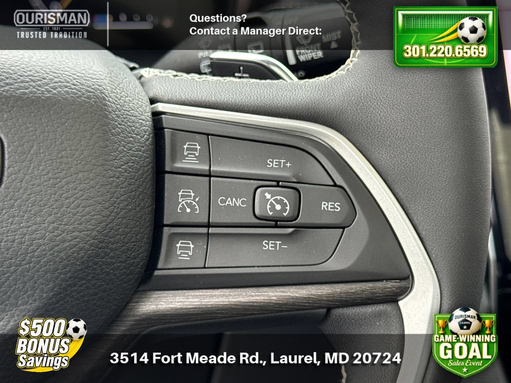 Used 2023 Jeep Grand Cherokee Limited AWD/4WD image 25