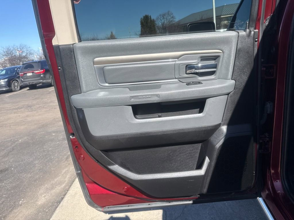 Used 2017 RAM 1500 Big Horn image 32