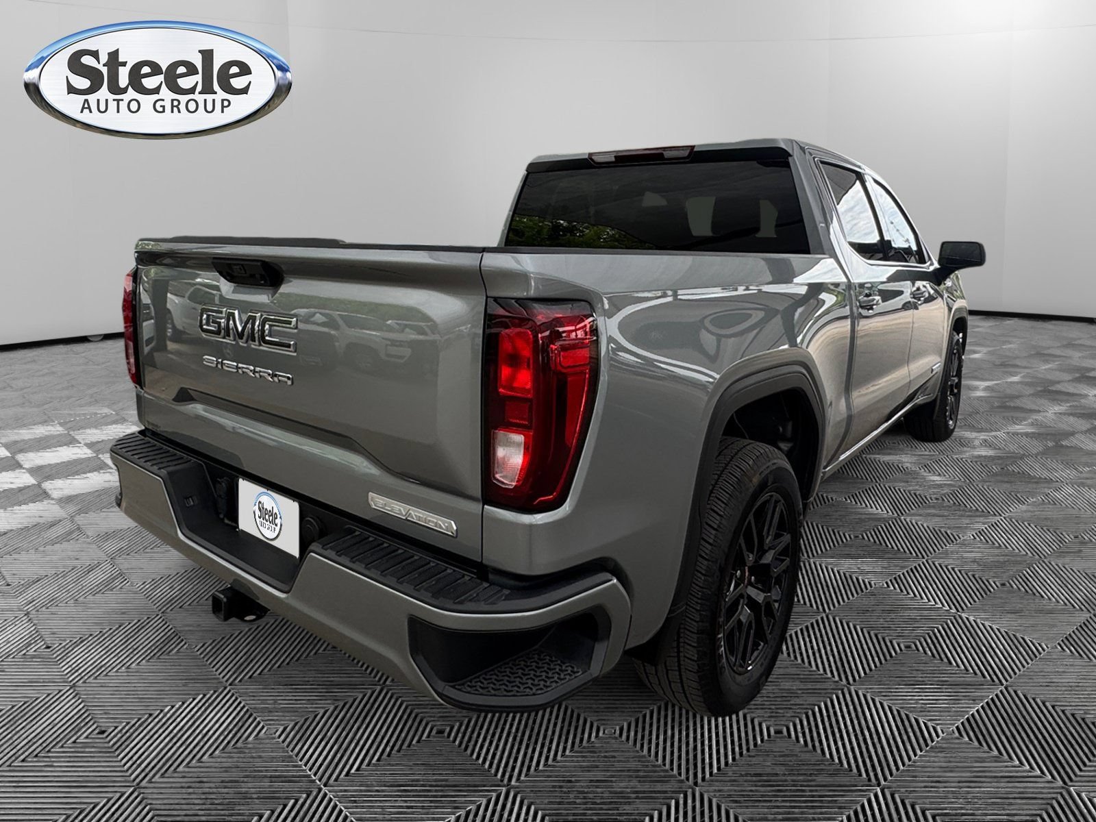 Certified 2025 GMC Sierra 1500 Elevation RWD image 5