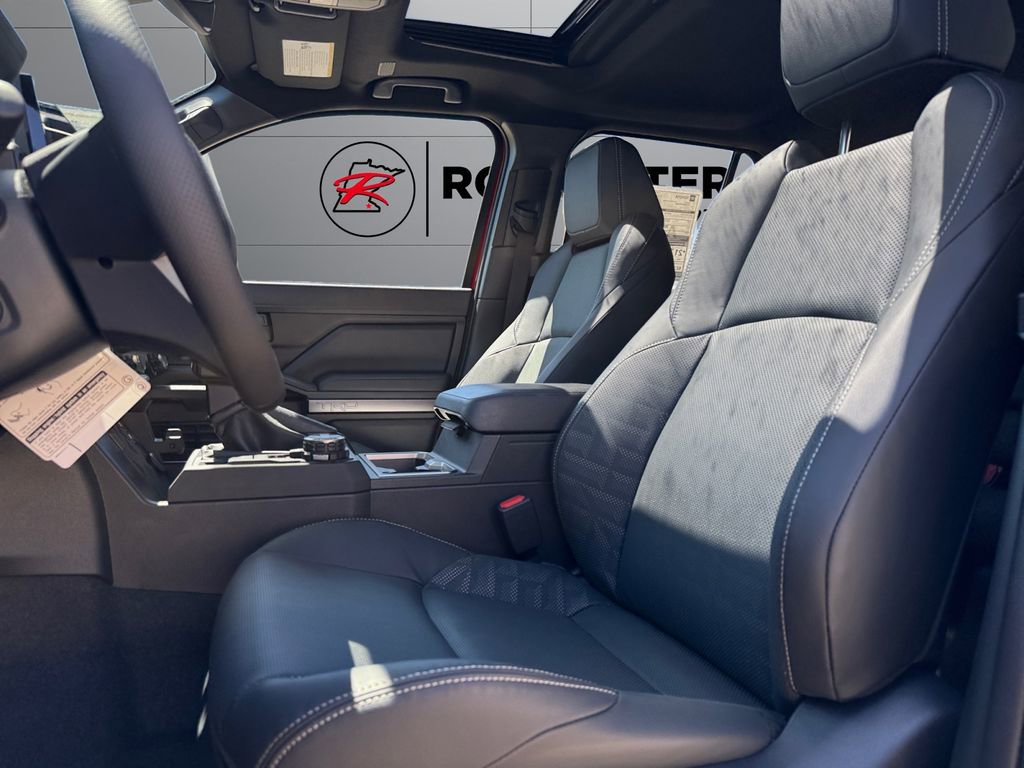 New 2026 Toyota 4Runner TRD Off-Road Premium AWD/4WD image 10