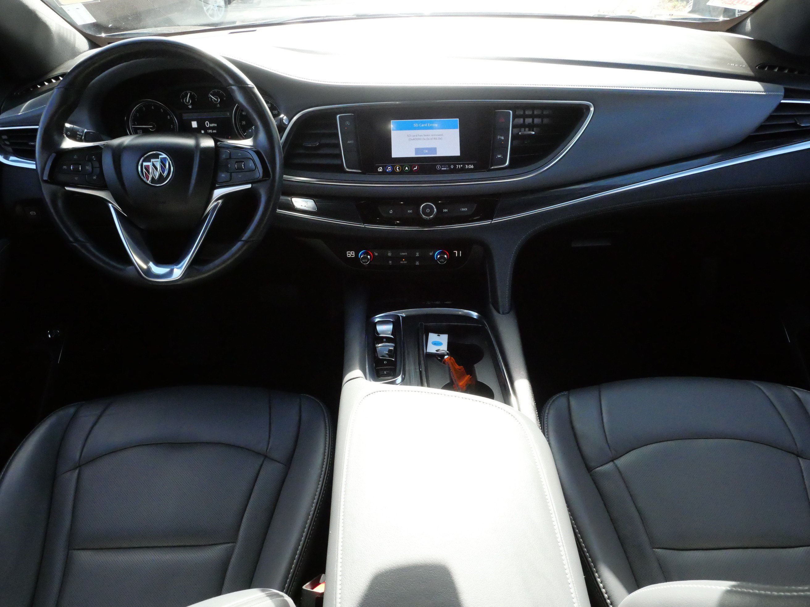 Used 2023 Buick Enclave Essence w/ Experience Buick Package AWD/4WD image 10