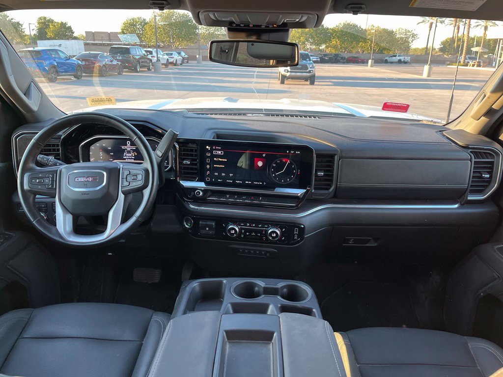Used 2024 GMC Sierra 3500 SLT AWD/4WD image 14