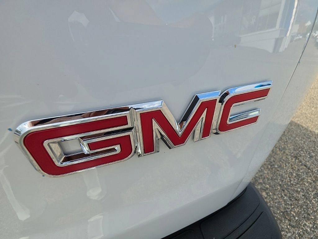 Used 2025 GMC Savana 2500 w/ Driver Convenience Package RWD image 46