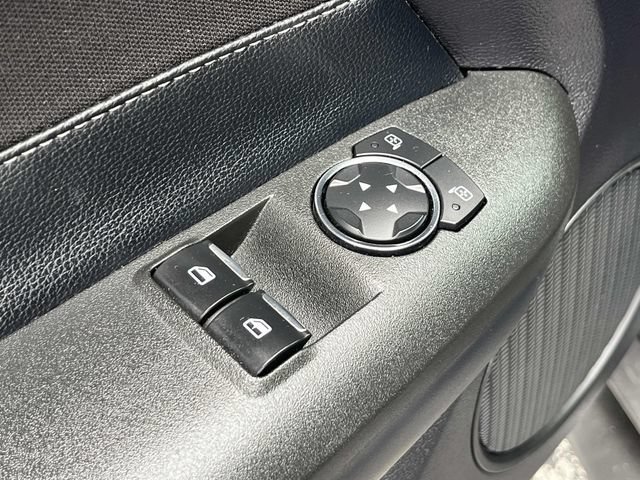 Used 2017 Ford Mustang Coupe RWD image 16