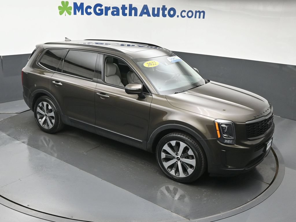 Used 2022 Kia Telluride S AWD/4WD image 3