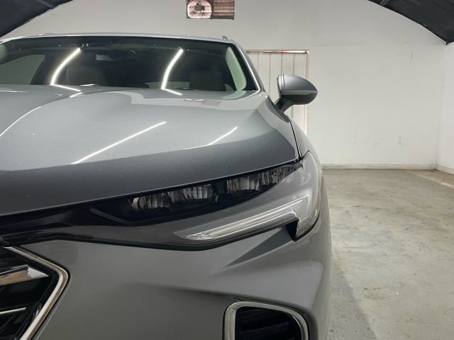 Used 2023 Buick Envision Preferred image 11