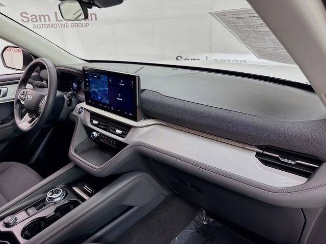 Used 2025 Ford Explorer Active image 30