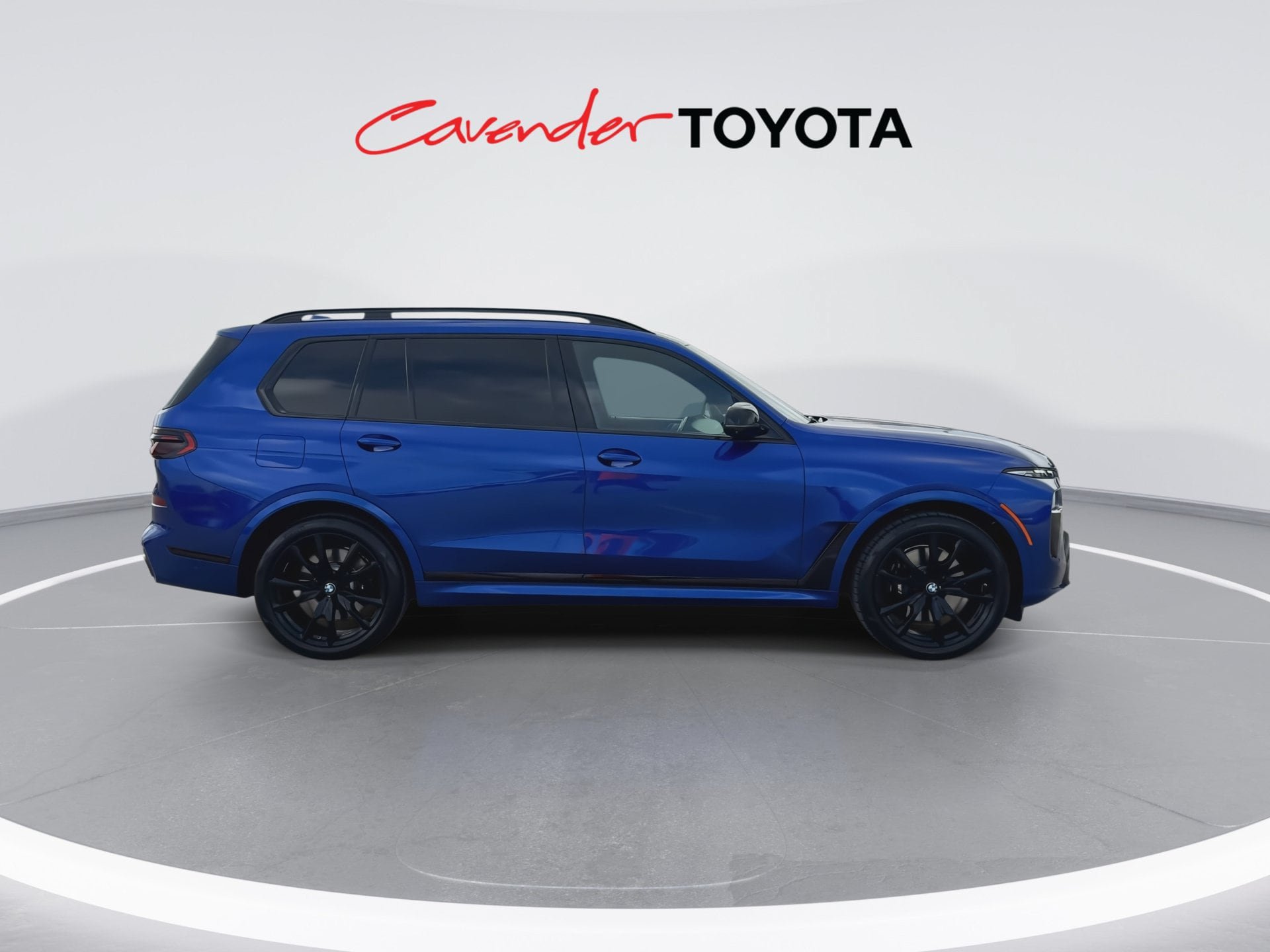 Used 2024 BMW X7 M60i w/ Executive Package AWD/4WD image 9