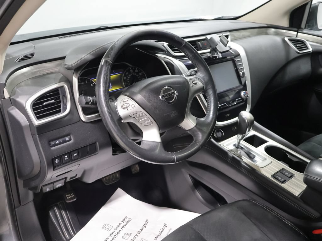 Used 2018 Nissan Murano SV AWD/4WD image 15