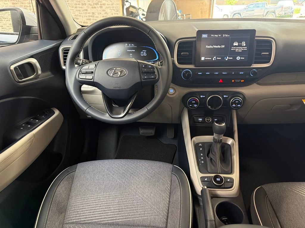 New 2026 Hyundai Venue SEL FWD image 15