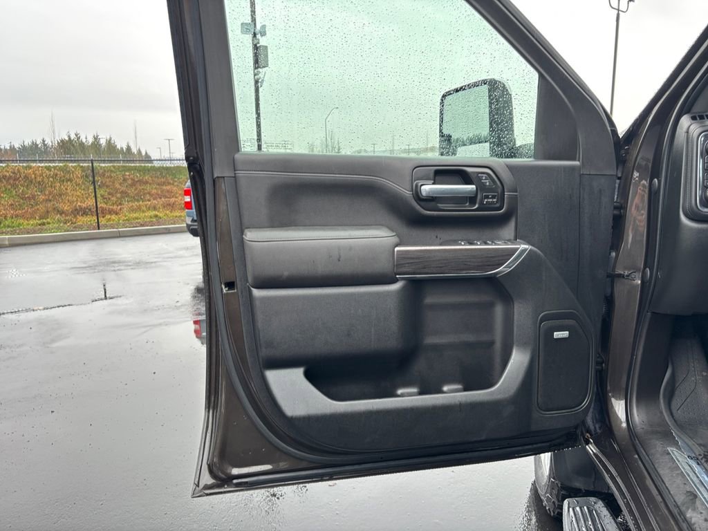 Used 2021 Chevrolet Silverado 3500 LTZ w/ LTZ Premium Package image 23