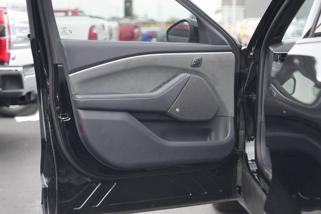 New 2025 Ford Mustang Mach-E GT w/ Interior Protection Package image 29