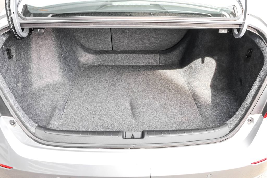Used 2021 Honda Accord EX-L image 32