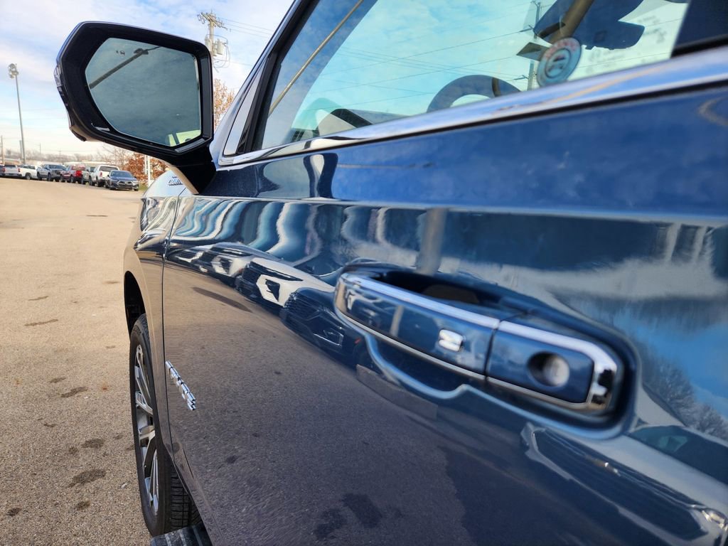 New 2025 Chevrolet Tahoe High Country image 32