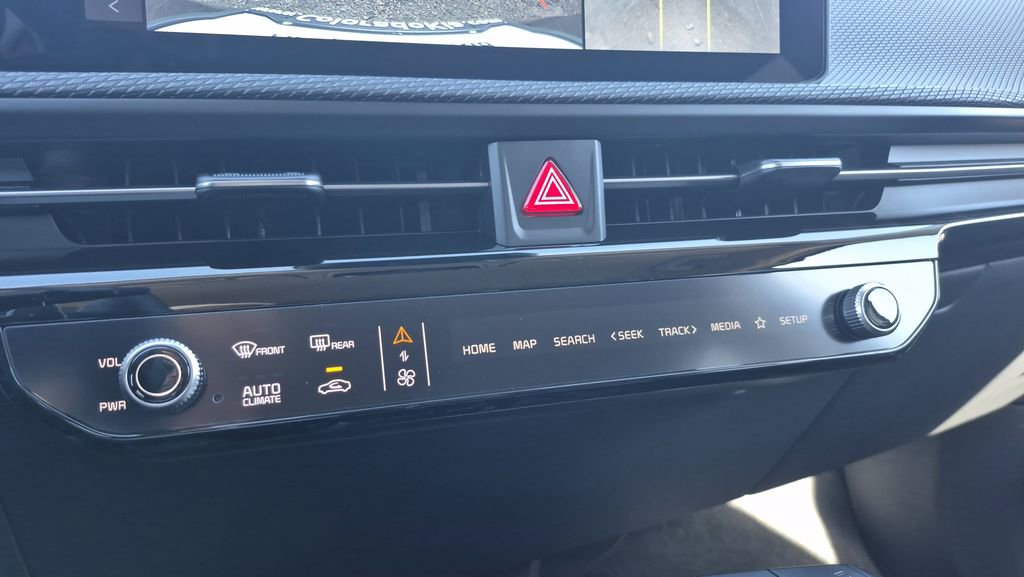 New 2025 Kia EV6 Wind image 23