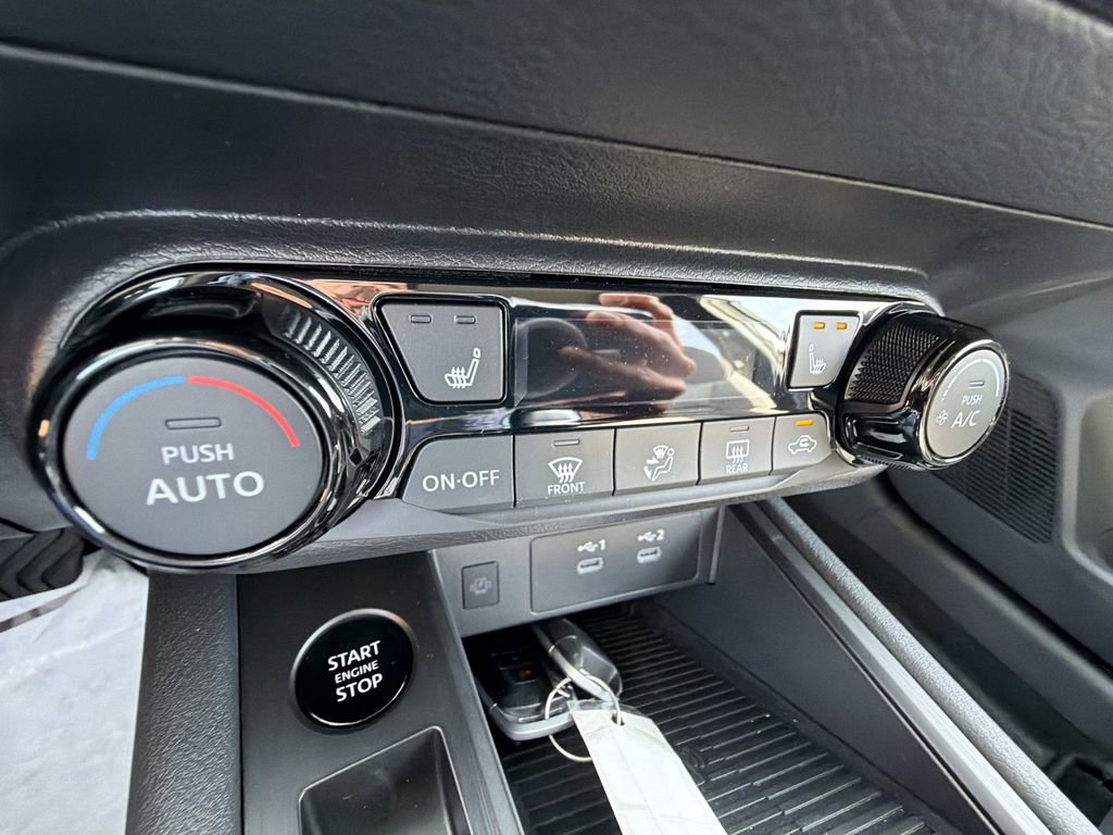 New 2026 Nissan Kicks SV w/ SV Premium Package AWD/4WD image 19