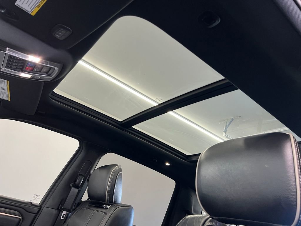 Used 2021 RAM 1500 Limited w/ Night Edition image 13