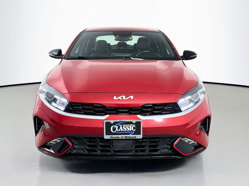 Used 2024 Kia Forte GT-Line w/ GT-Line Premium Package FWD image 2