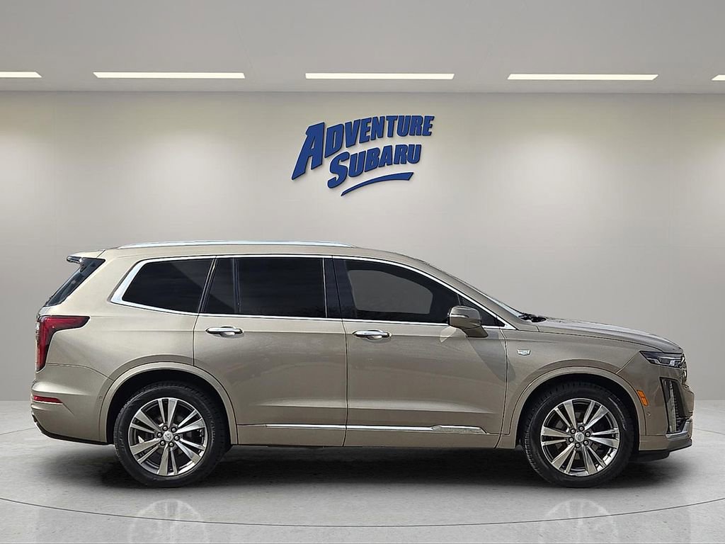 Used 2022 Cadillac XT6 Premium Luxury w/ Technology Package image 7