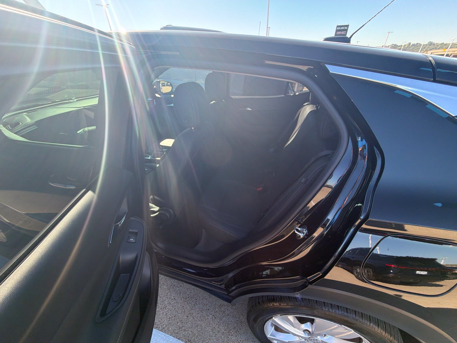 Used 2024 Buick Encore GX Preferred FWD image 8