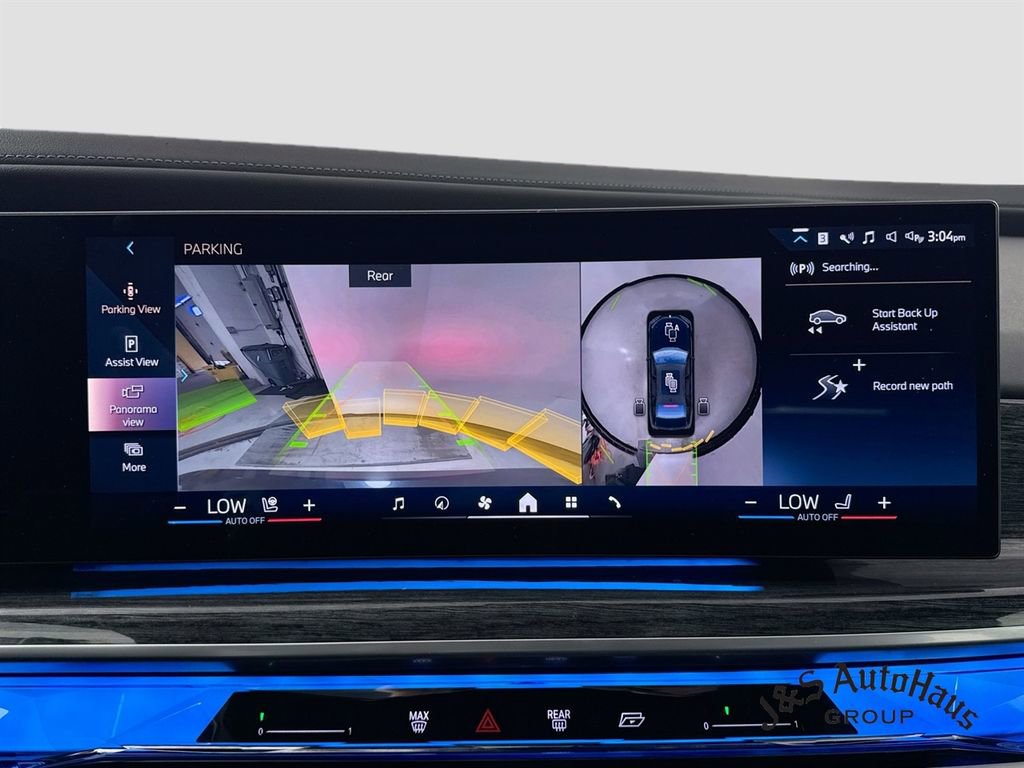 Used 2023 BMW 740i RWD image 19
