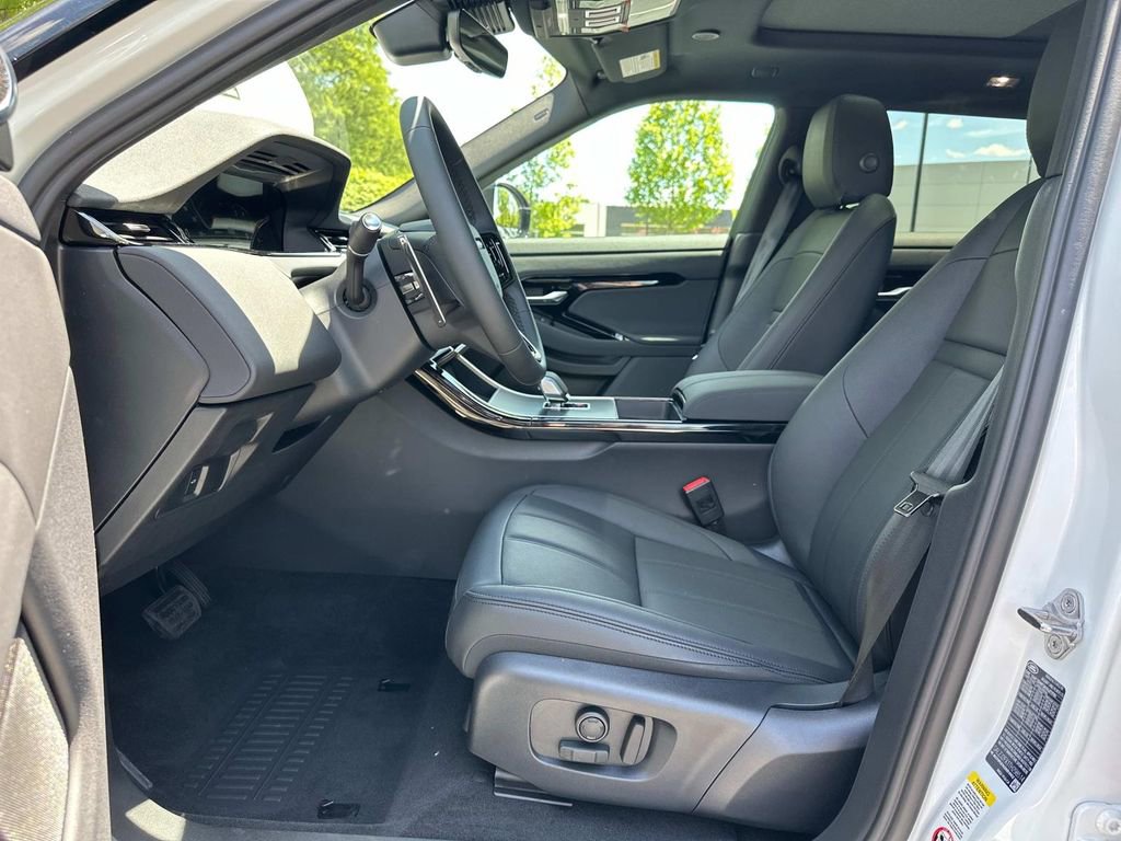 New 2026 Land Rover Range Rover Evoque S image 12