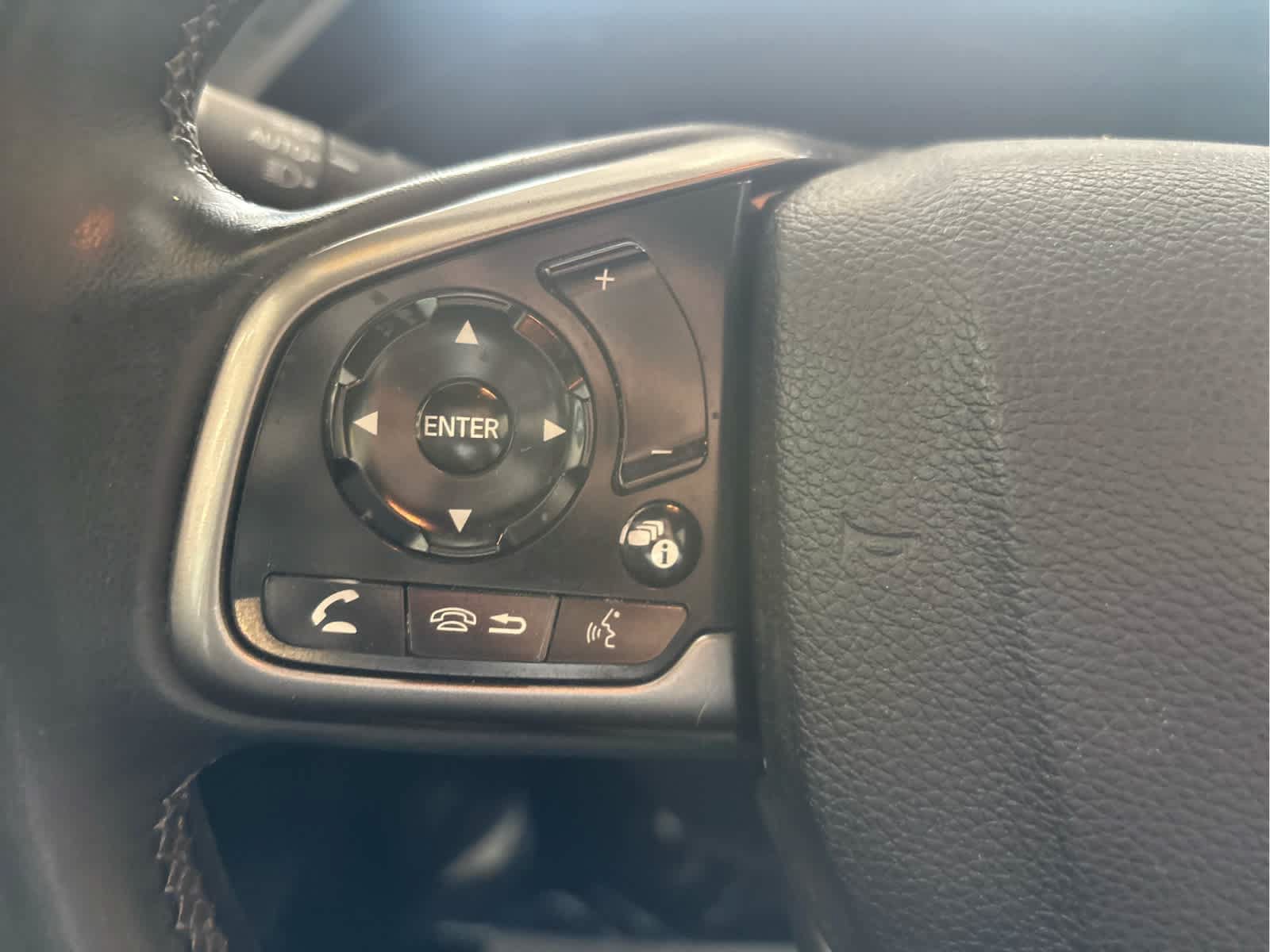Used 2020 Honda Civic EX image 18