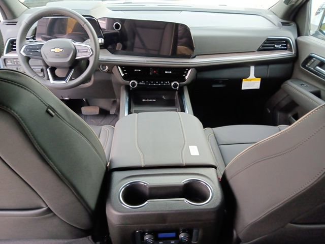 New 2026 Chevrolet Suburban Premier AWD/4WD image 9