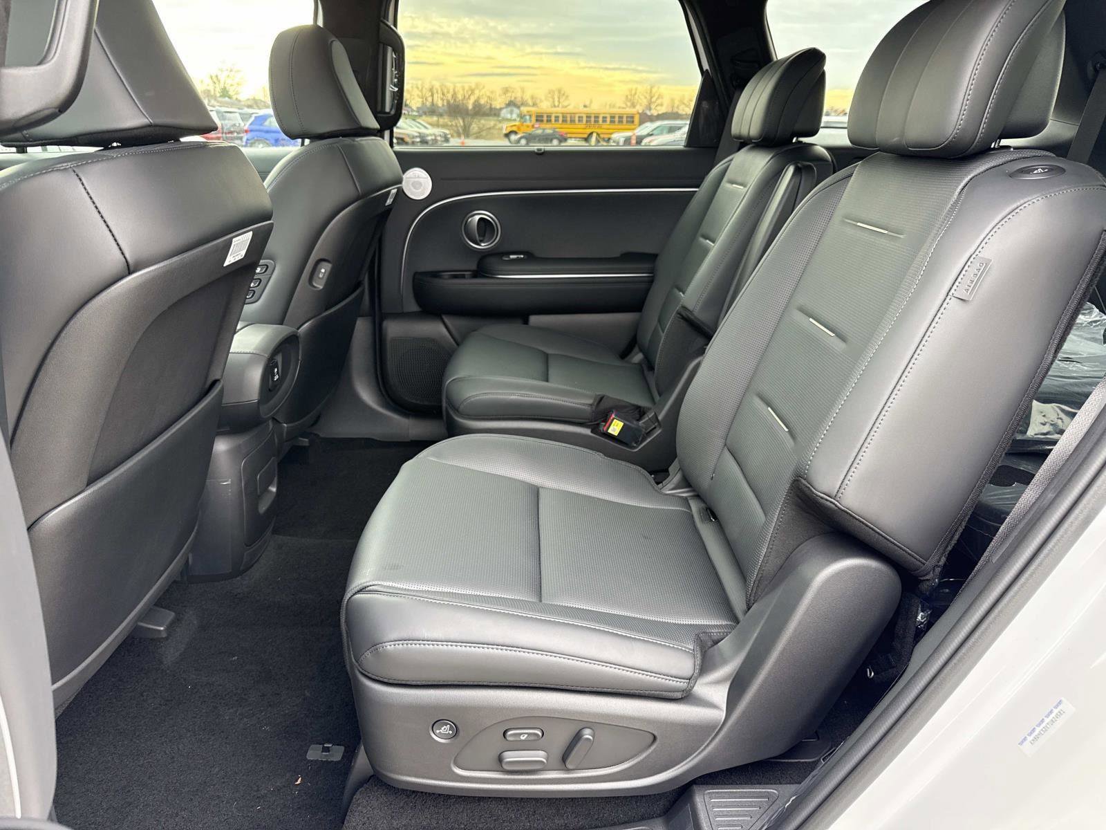 New 2026 Hyundai Palisade Calligraphy AWD/4WD image 11