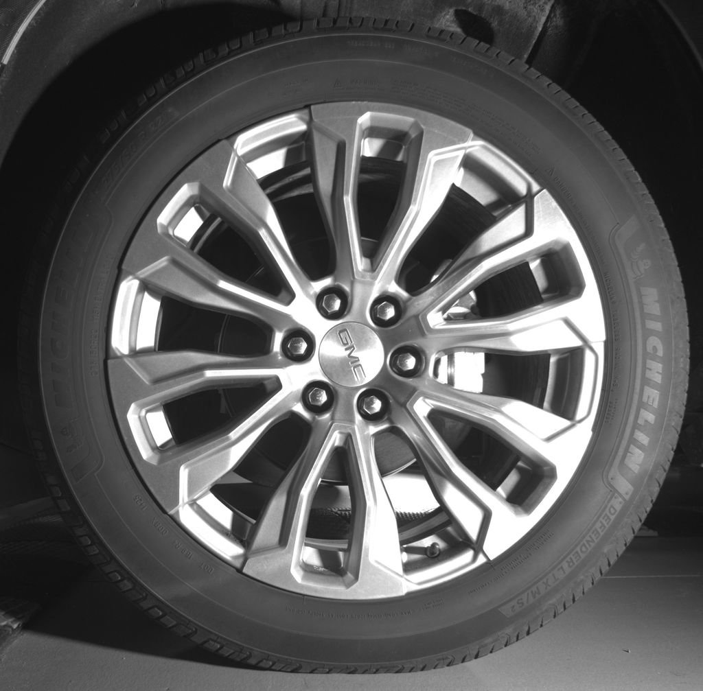 Used 2024 GMC Yukon Denali w/ Denali Reserve Package AWD/4WD image 13