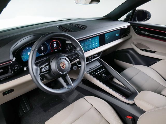 Certified 2025 Porsche Macan 4 Electric image 21