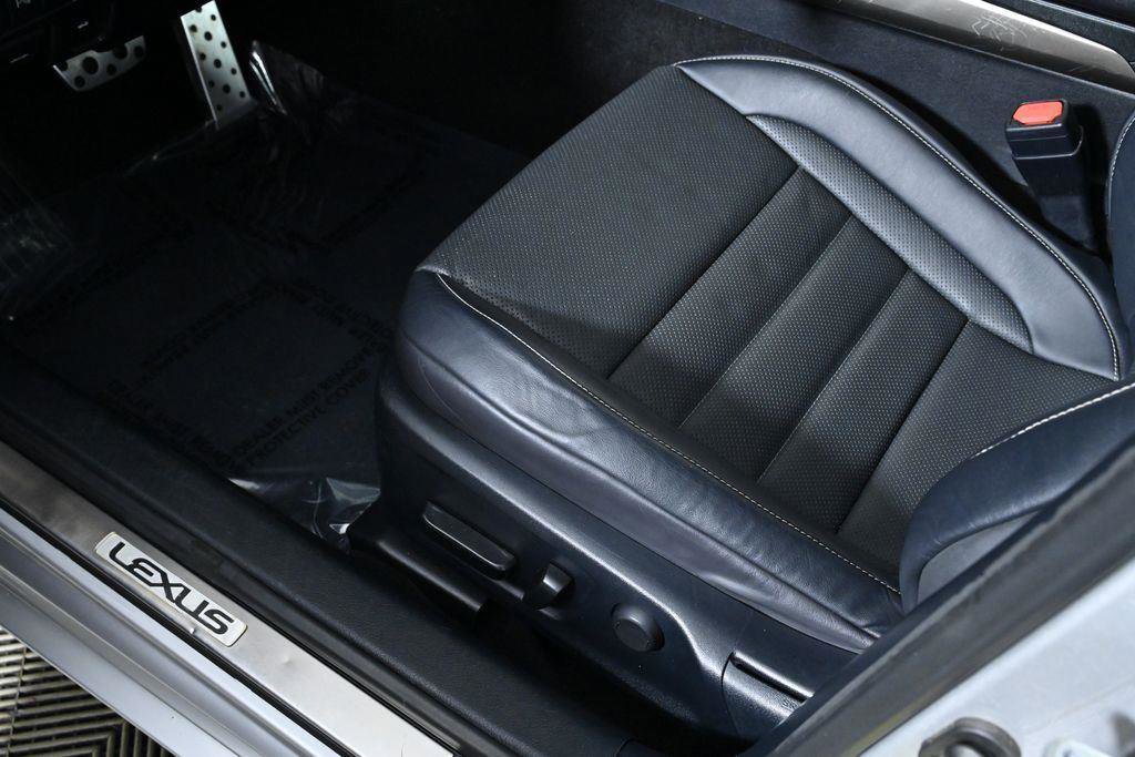 Used 2019 Lexus IS 300 F Sport w/ F Sport Package image 28