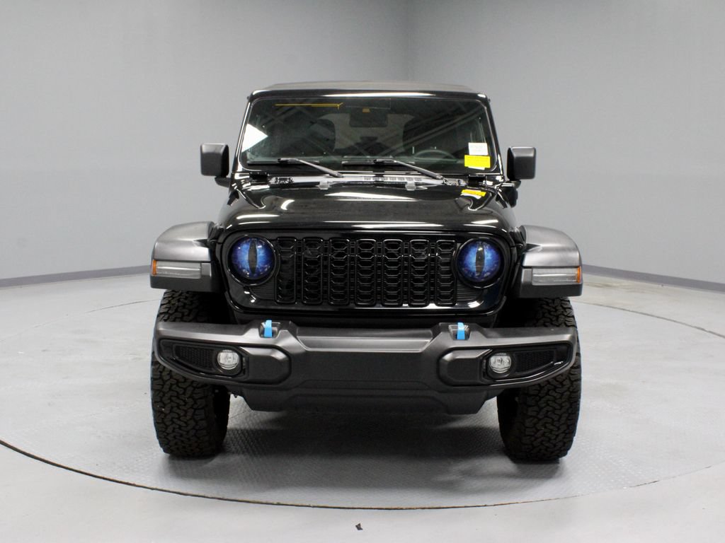 Used 2024 Jeep Wrangler Unlimited AWD/4WD image 5
