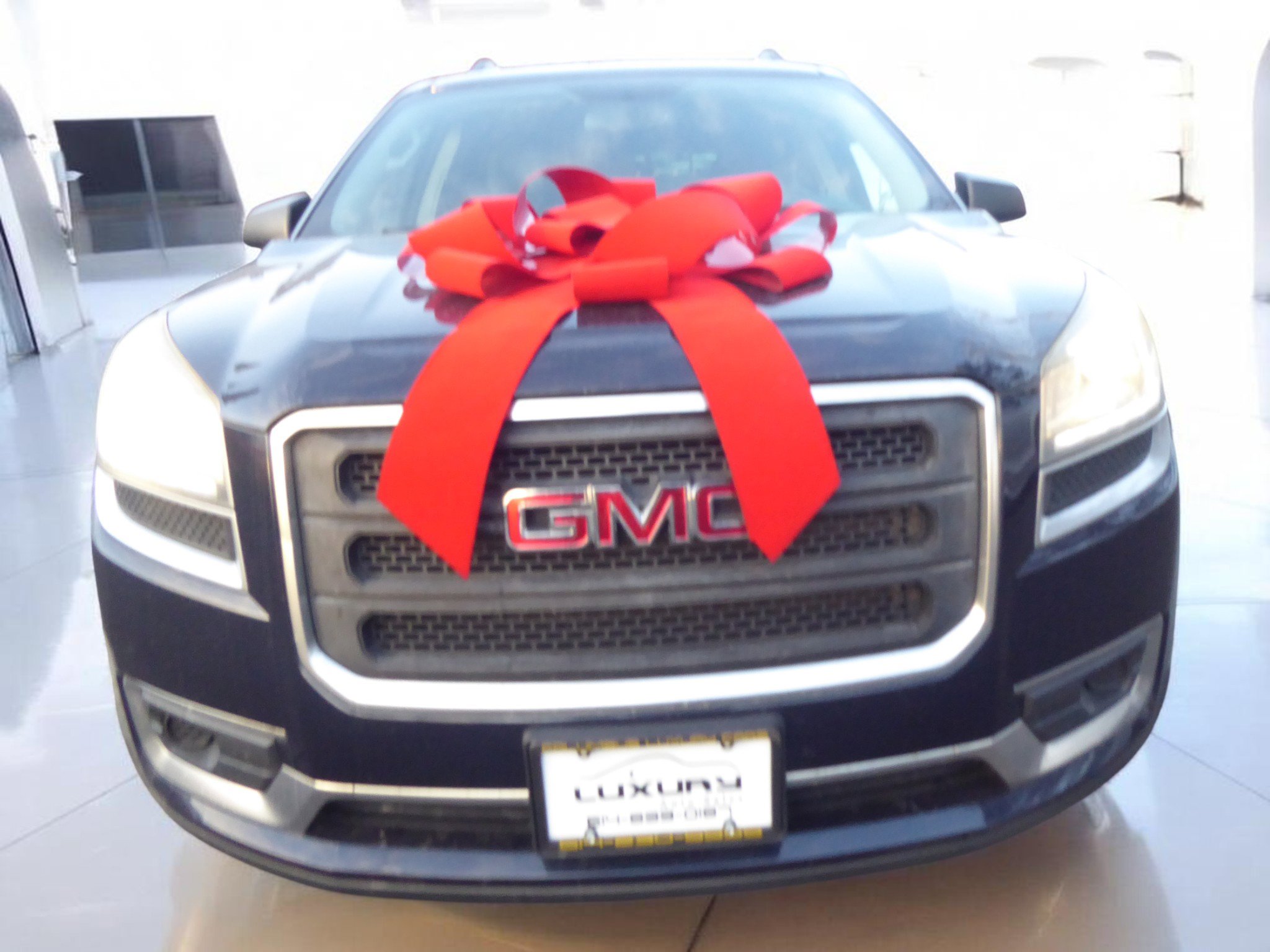 Used 2016 GMC Acadia SLE image 4