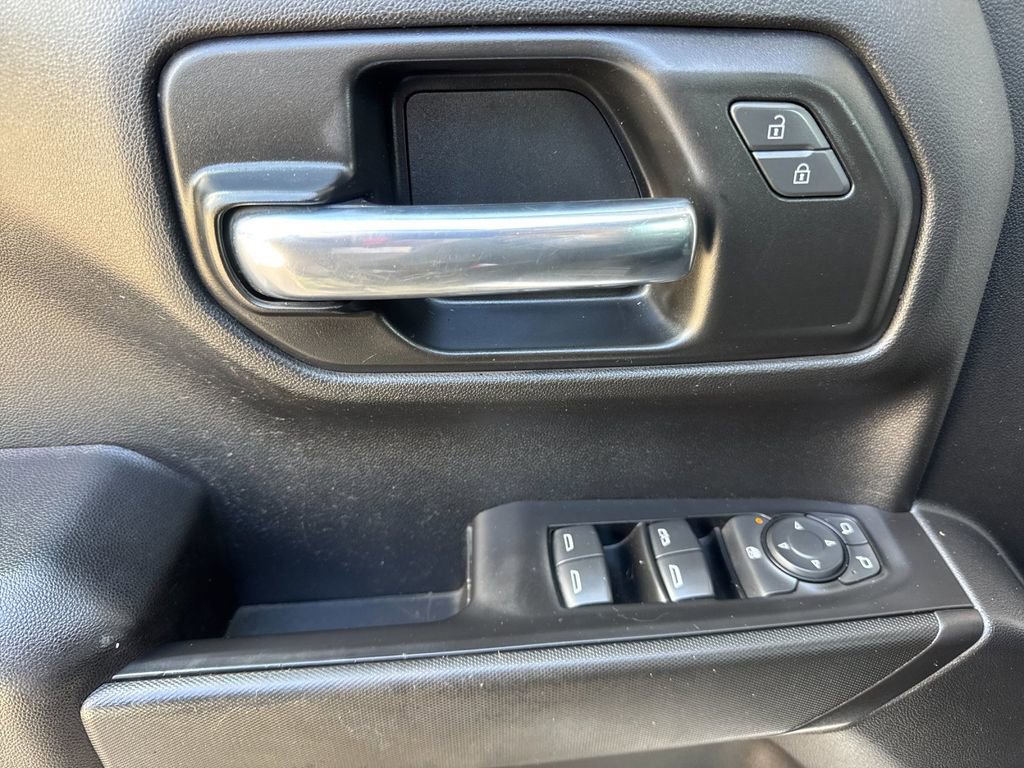 Used 2021 Chevrolet Silverado 1500 W/T w/ WT Value Package AWD/4WD image 10