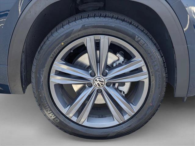 Used 2022 Volkswagen Atlas SEL R-Line AWD/4WD image 27