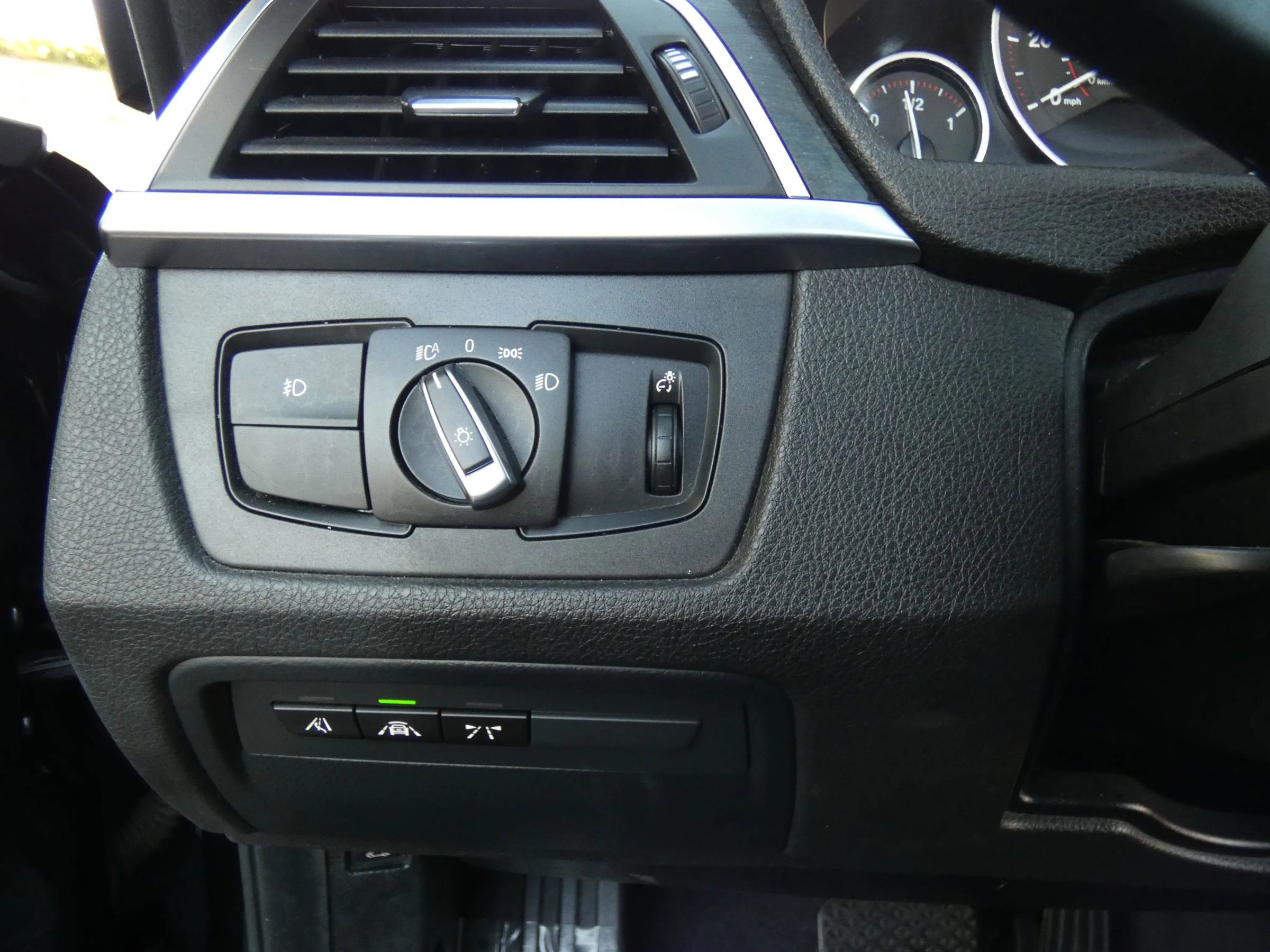 Used 2020 BMW 430i Coupe w/ Convenience Package image 59