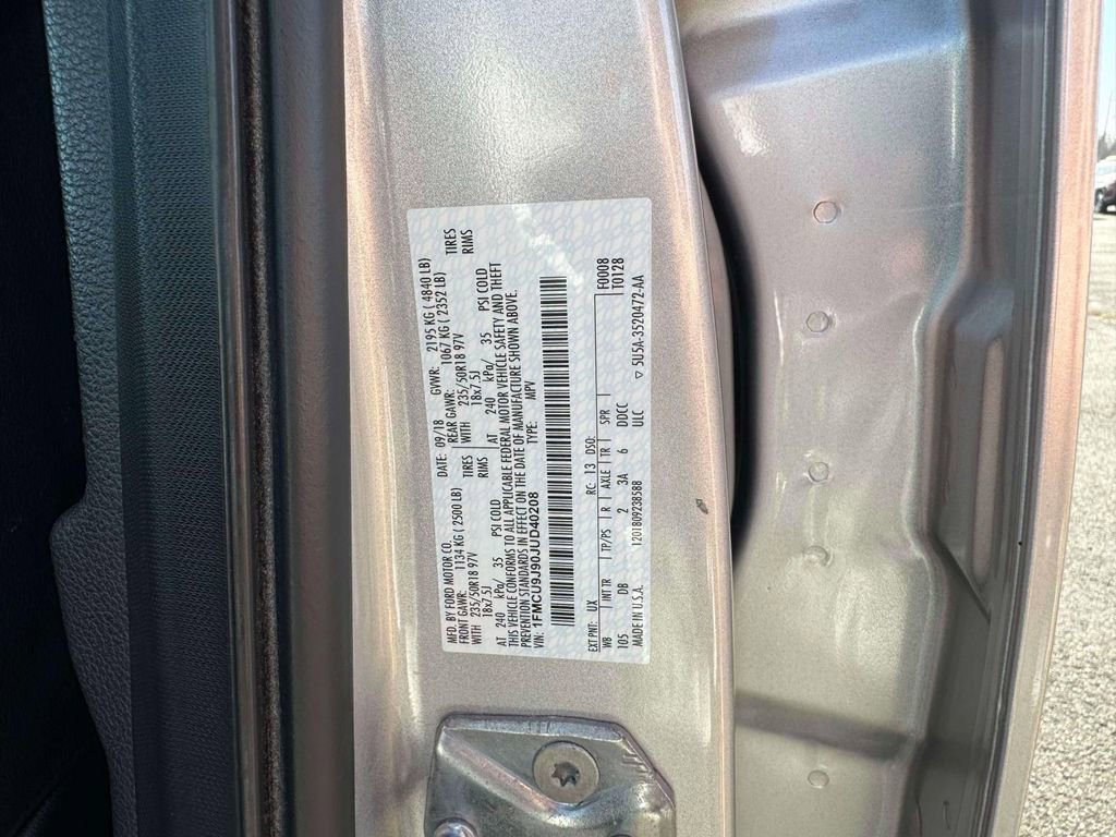 Used 2018 Ford Escape Titanium w/ Ford Safe & Smart Package image 13