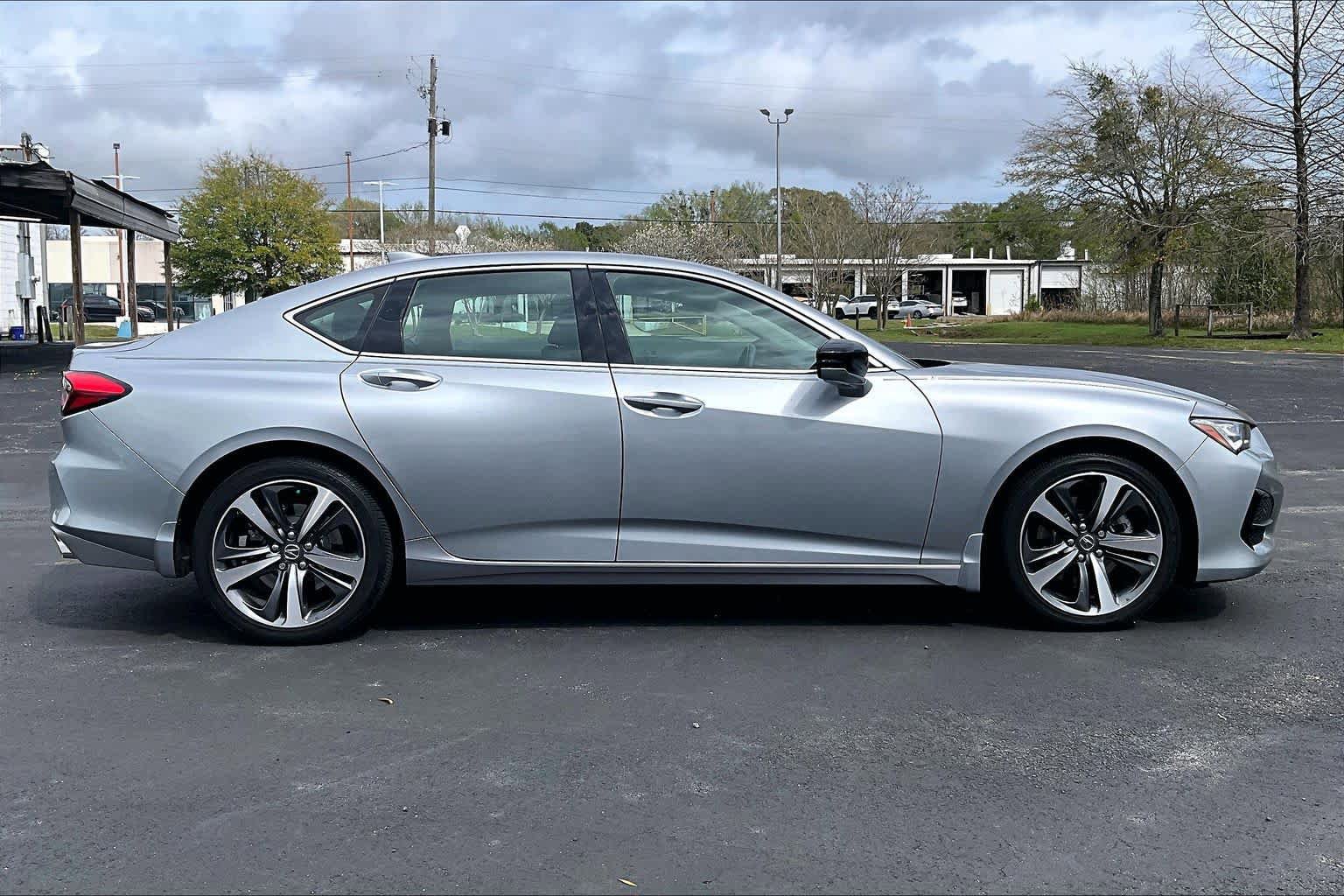 Used 2024 Acura TLX w/ Technology Package image 31