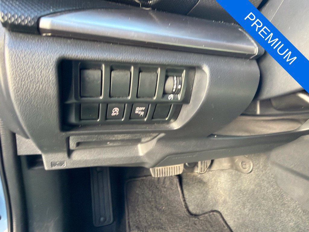 Used 2020 Subaru Forester Premium AWD/4WD image 11