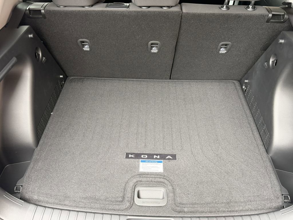New 2026 Hyundai Kona SE image 11