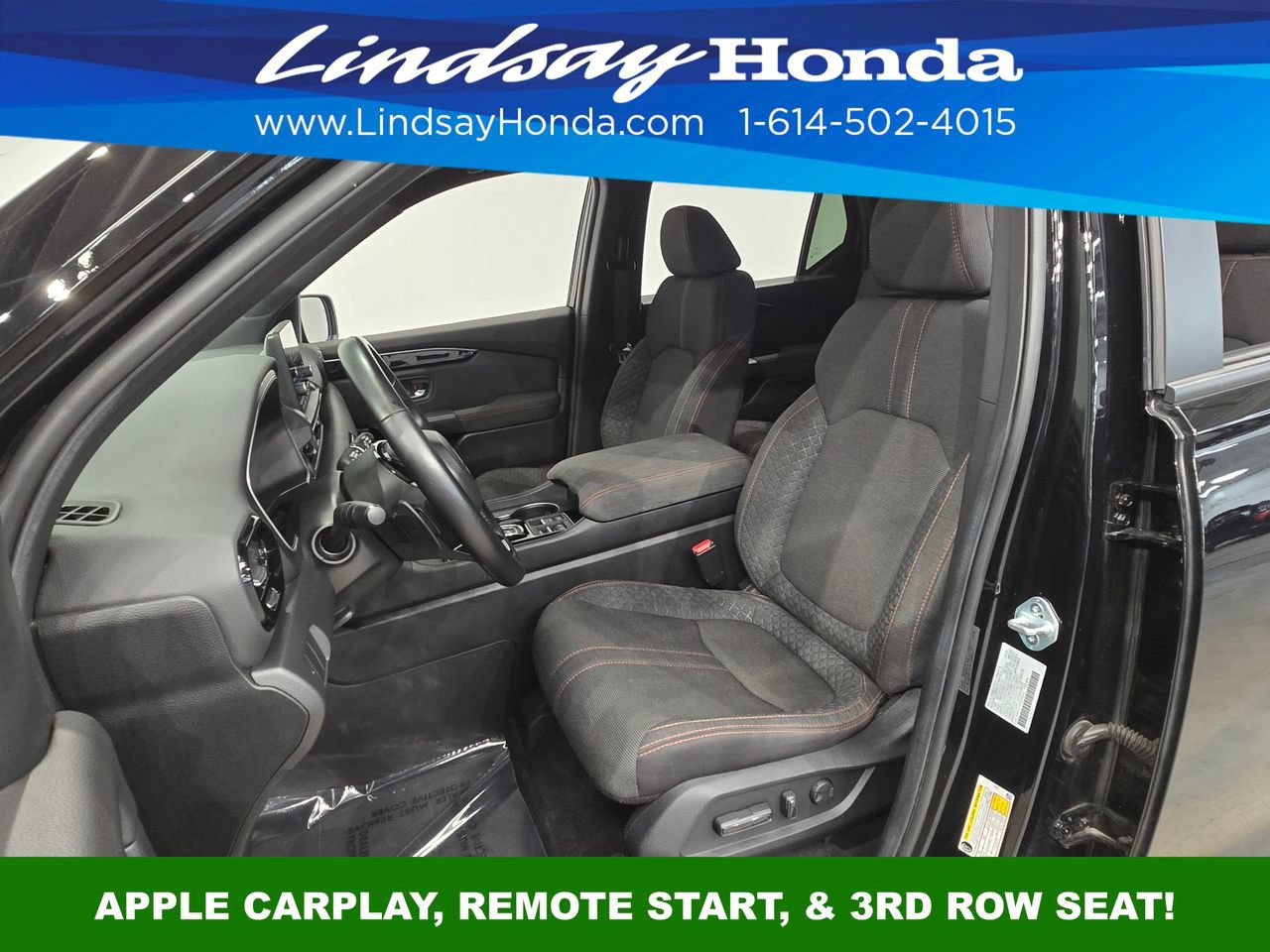 Used 2025 Honda Pilot Sport image 12