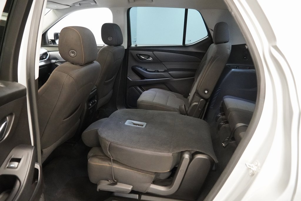 Used 2019 Chevrolet Traverse LT image 21