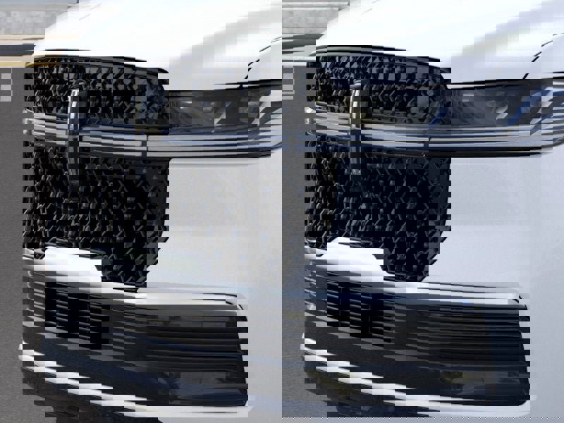 New 2025 Lincoln Navigator Reserve image 17