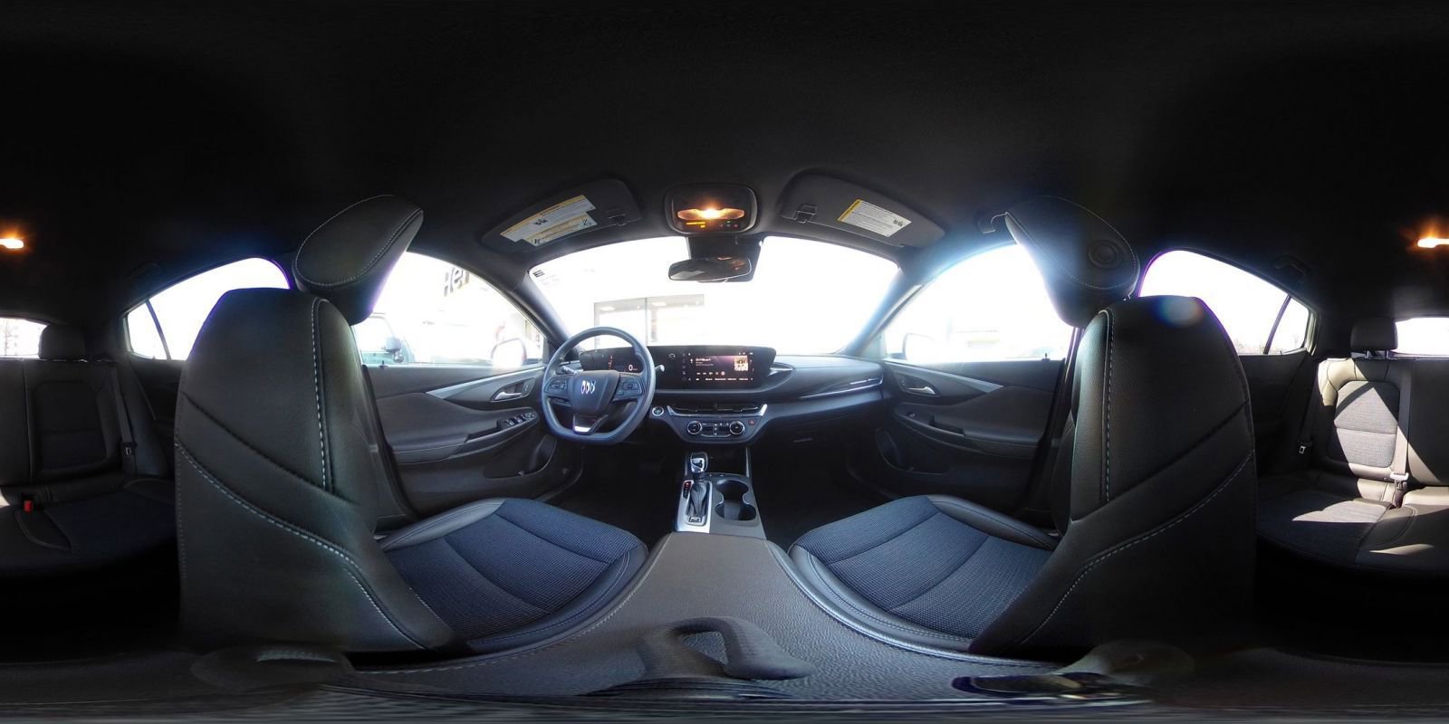 Used 2025 Buick Envista Preferred image 40