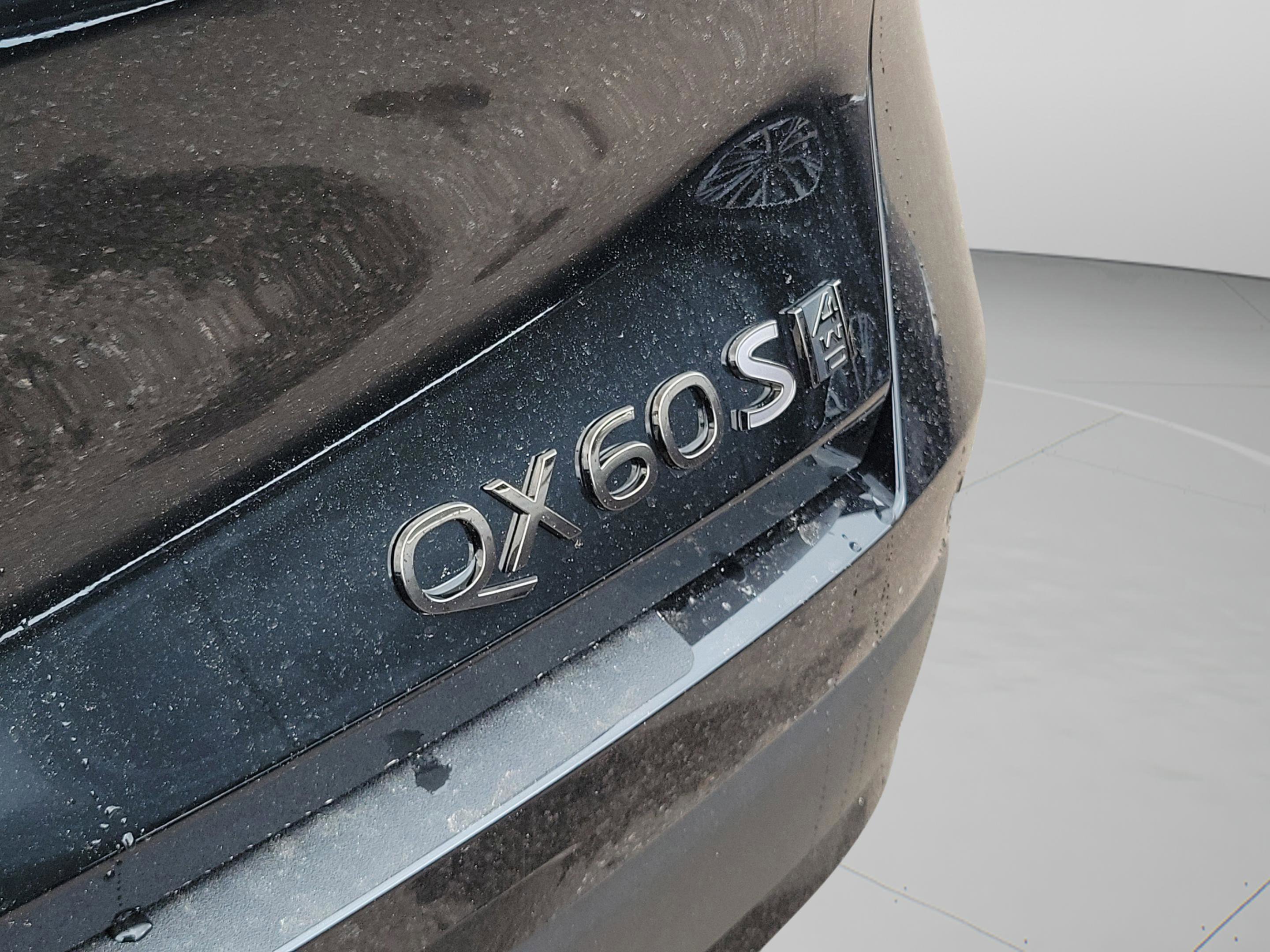 New 2026 INFINITI QX60 Sport w/ Dark Cargo Package image 8