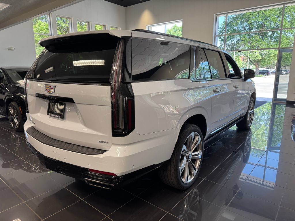 New 2026 Cadillac Escalade ESV Platinum Sport AWD/4WD image 7