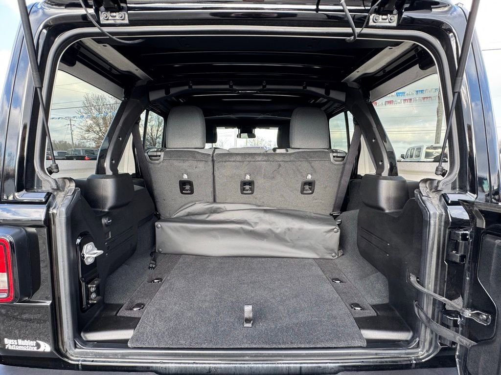 Used 2024 Jeep Wrangler Willys image 5
