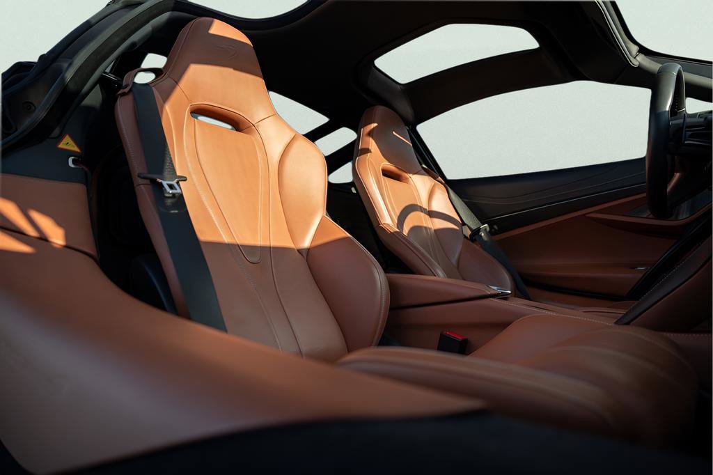 Used 2018 McLaren 720S image 47