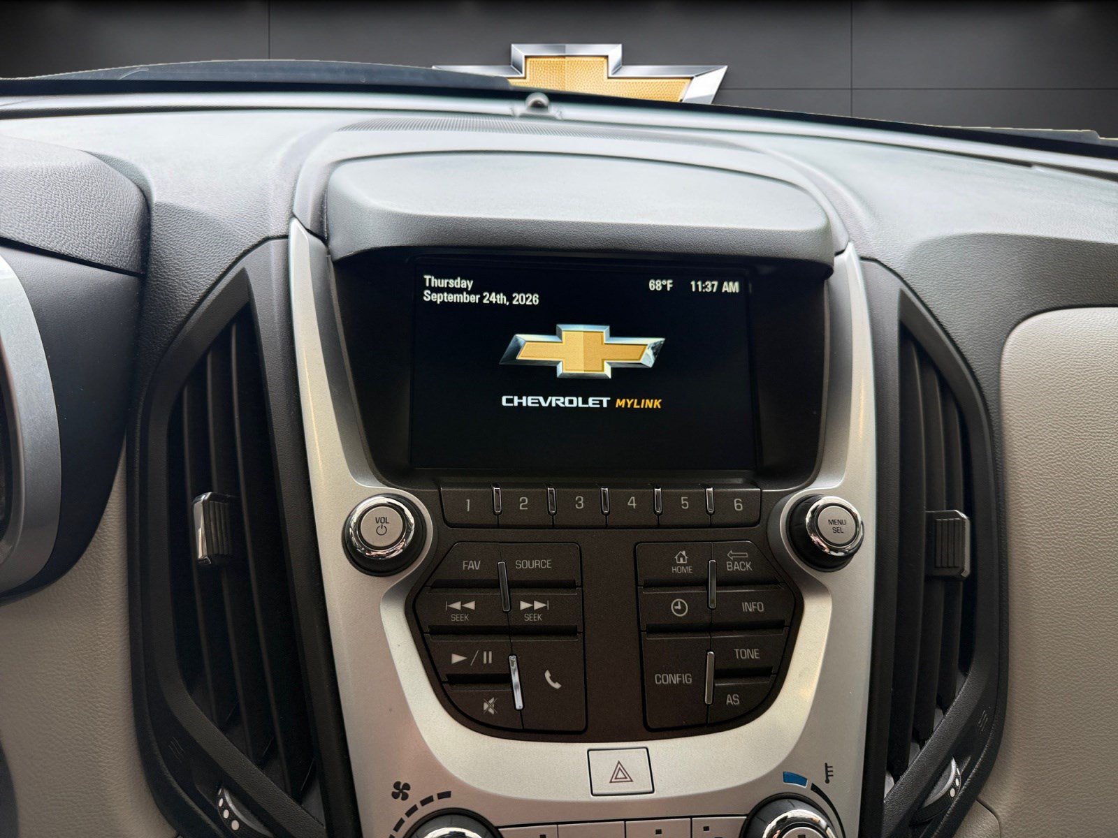 Used 2017 Chevrolet Equinox LT w/ Convenience Package FWD image 27